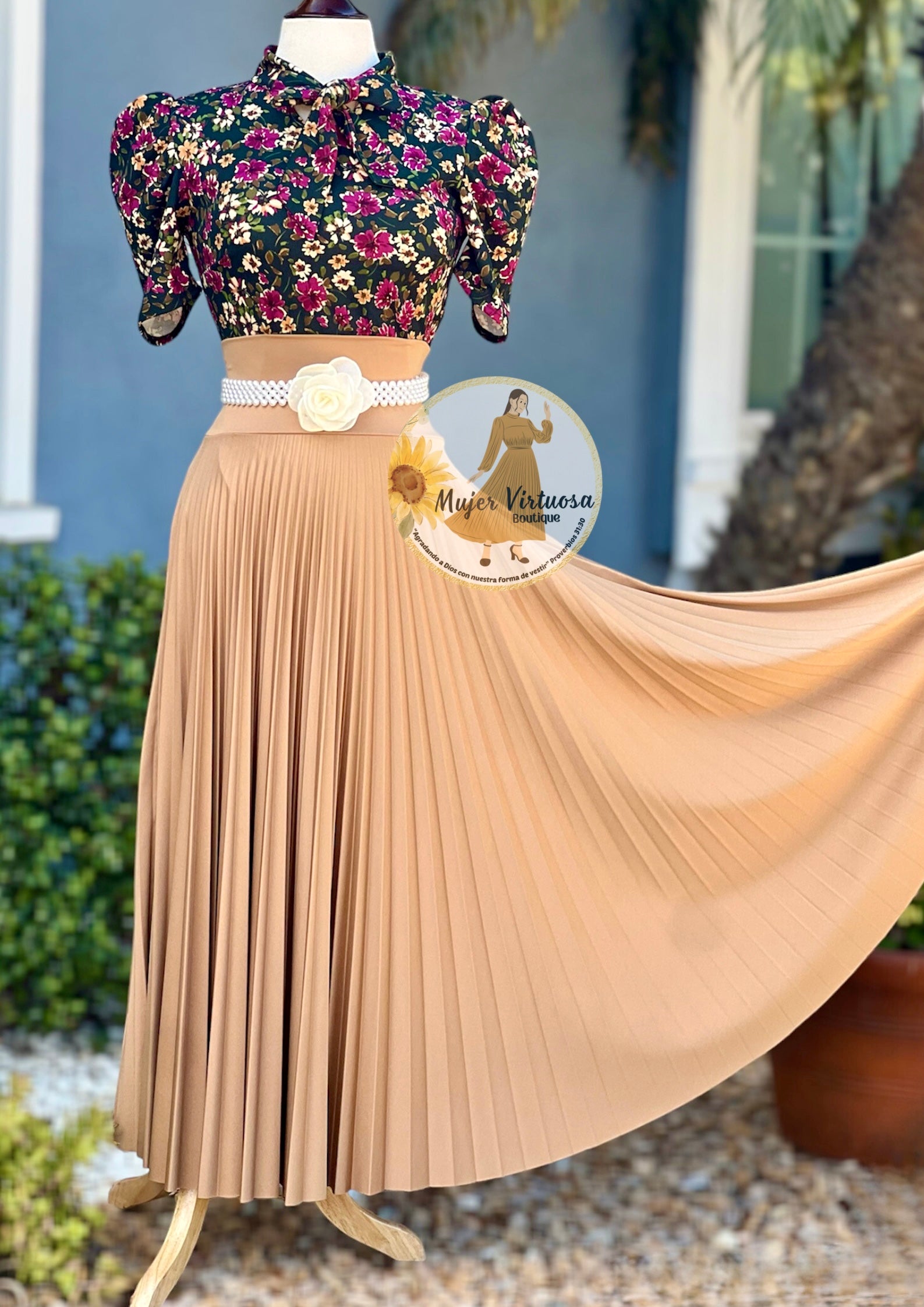 Mocha Pleated Skirt Mujer Virtuosa Boutique