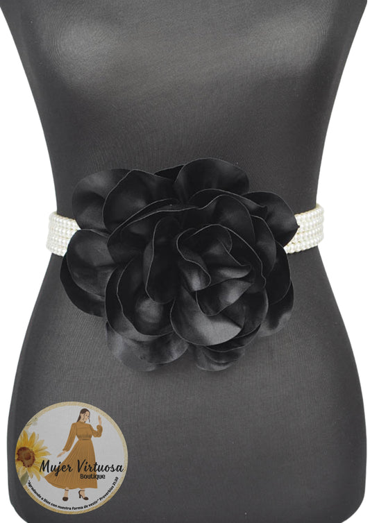 Oversized Black Flower Pearl Elastic Belt
