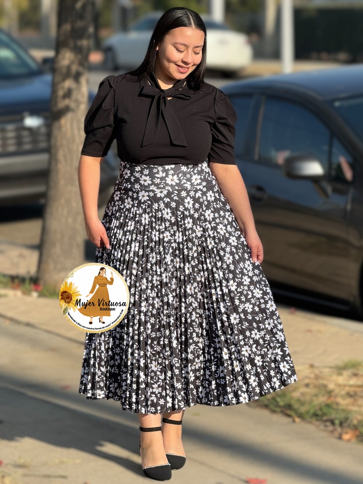 Black Floral Pleated Skirt