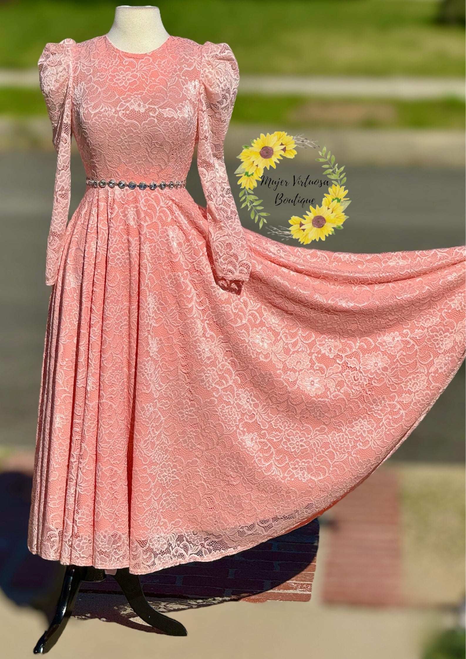 Ophelia Salmon Lace Dress Mujer Virtuosa Boutique