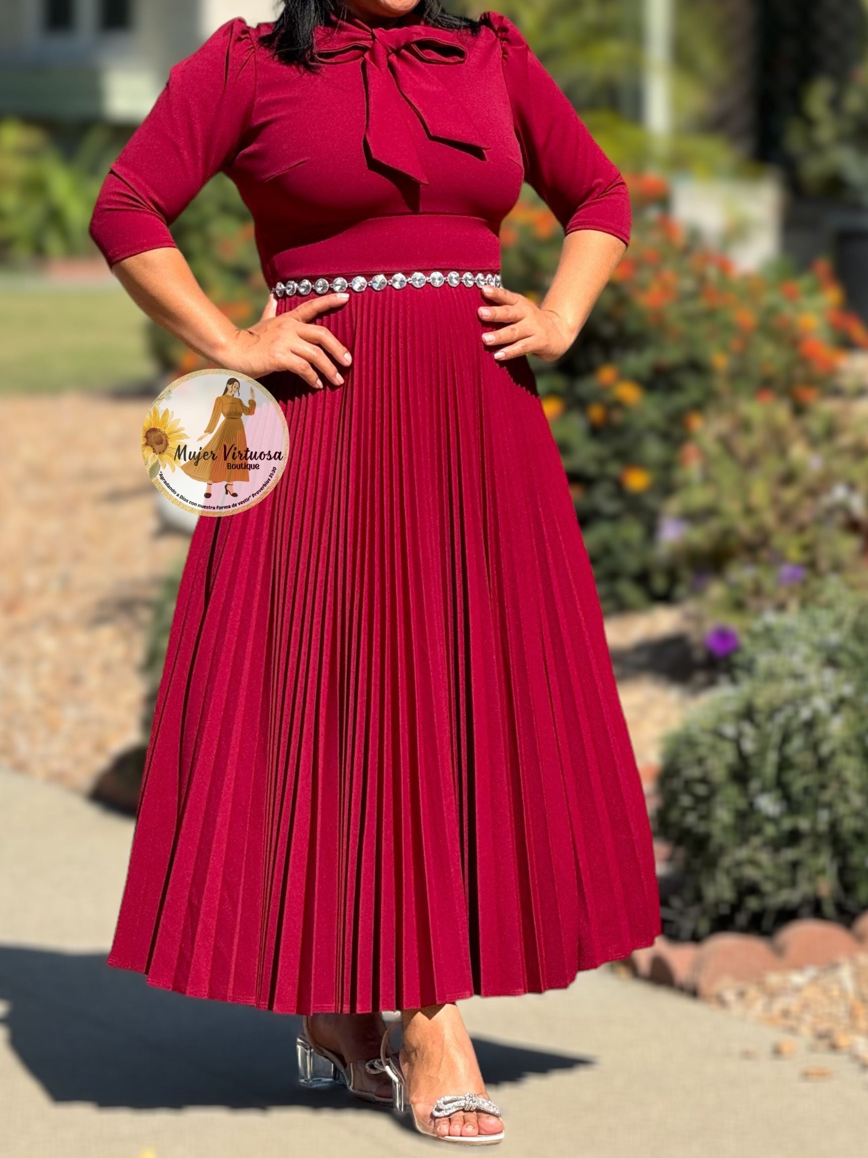 Melanie Burgundy Pleated Dress – Mujer Virtuosa Boutique