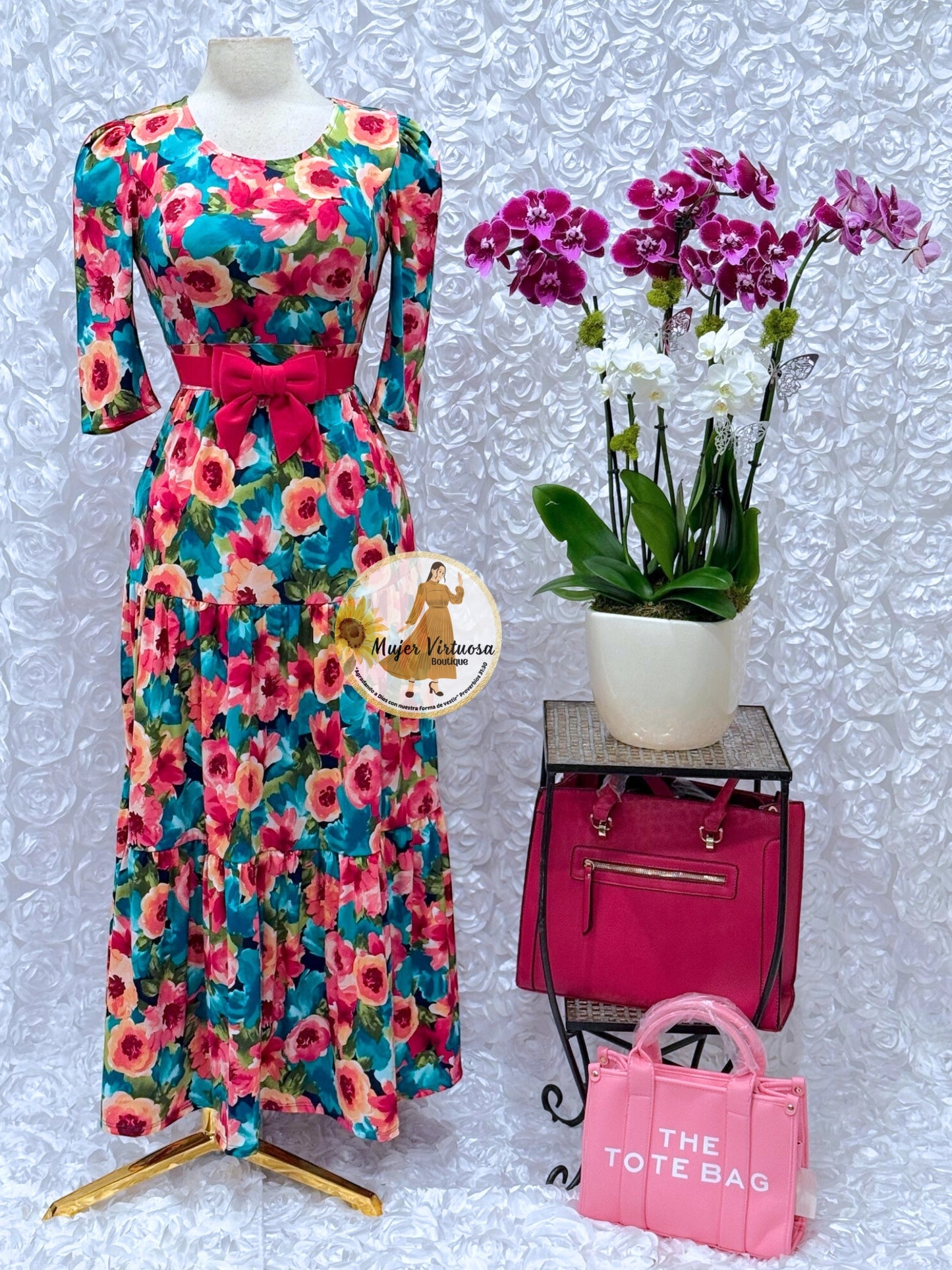 “Sunny days” Navy Floral Dress