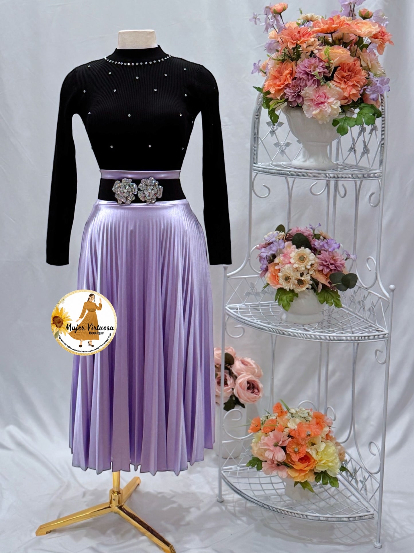 Alondra Lilac Satin Pleated Skirt