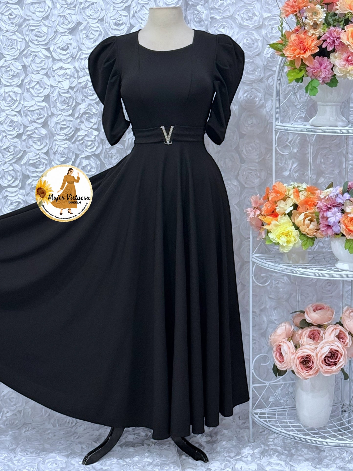 Lily Black Maxi Dress