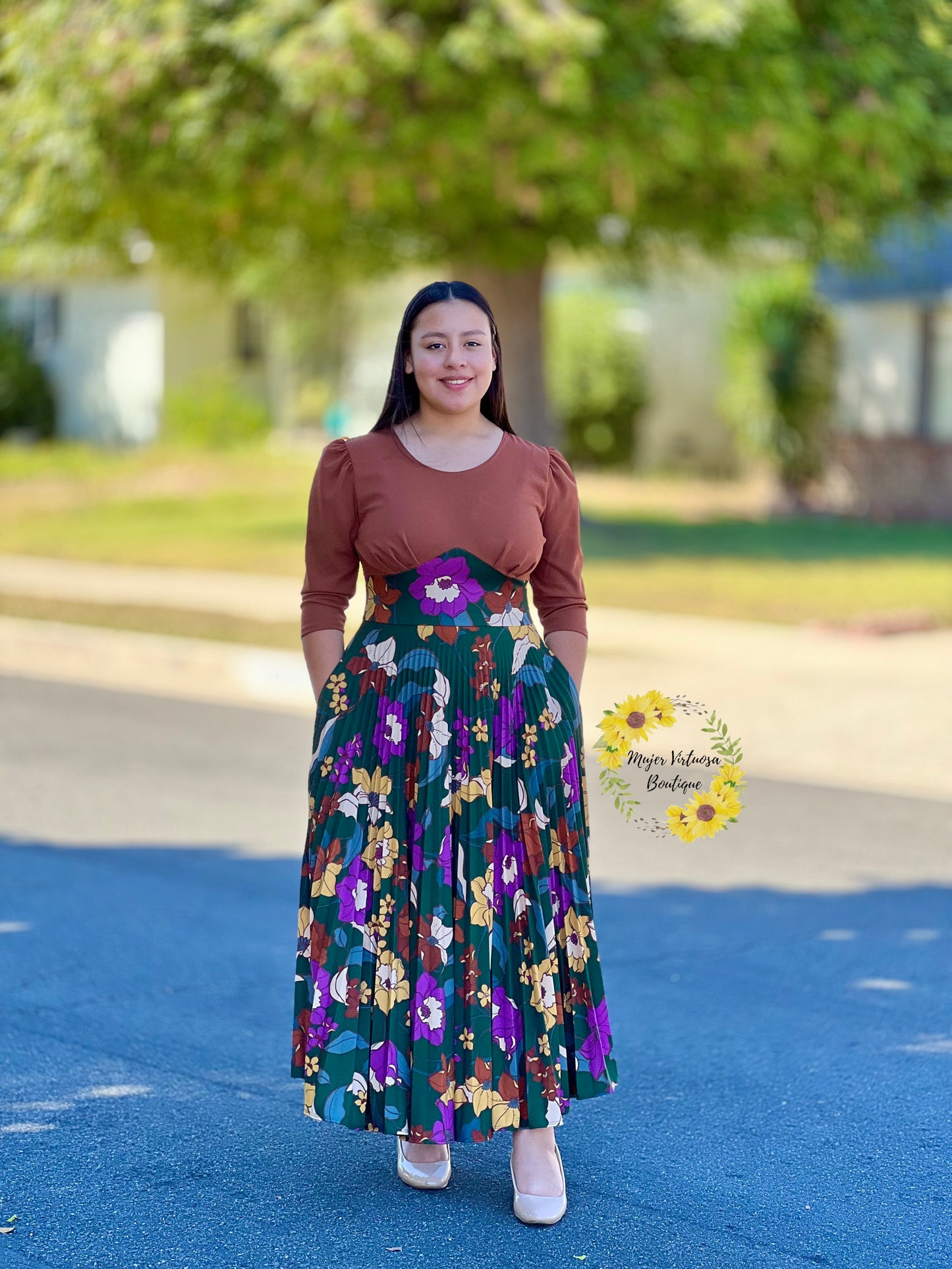 Cristel Caramelo Floral Pleated Dress