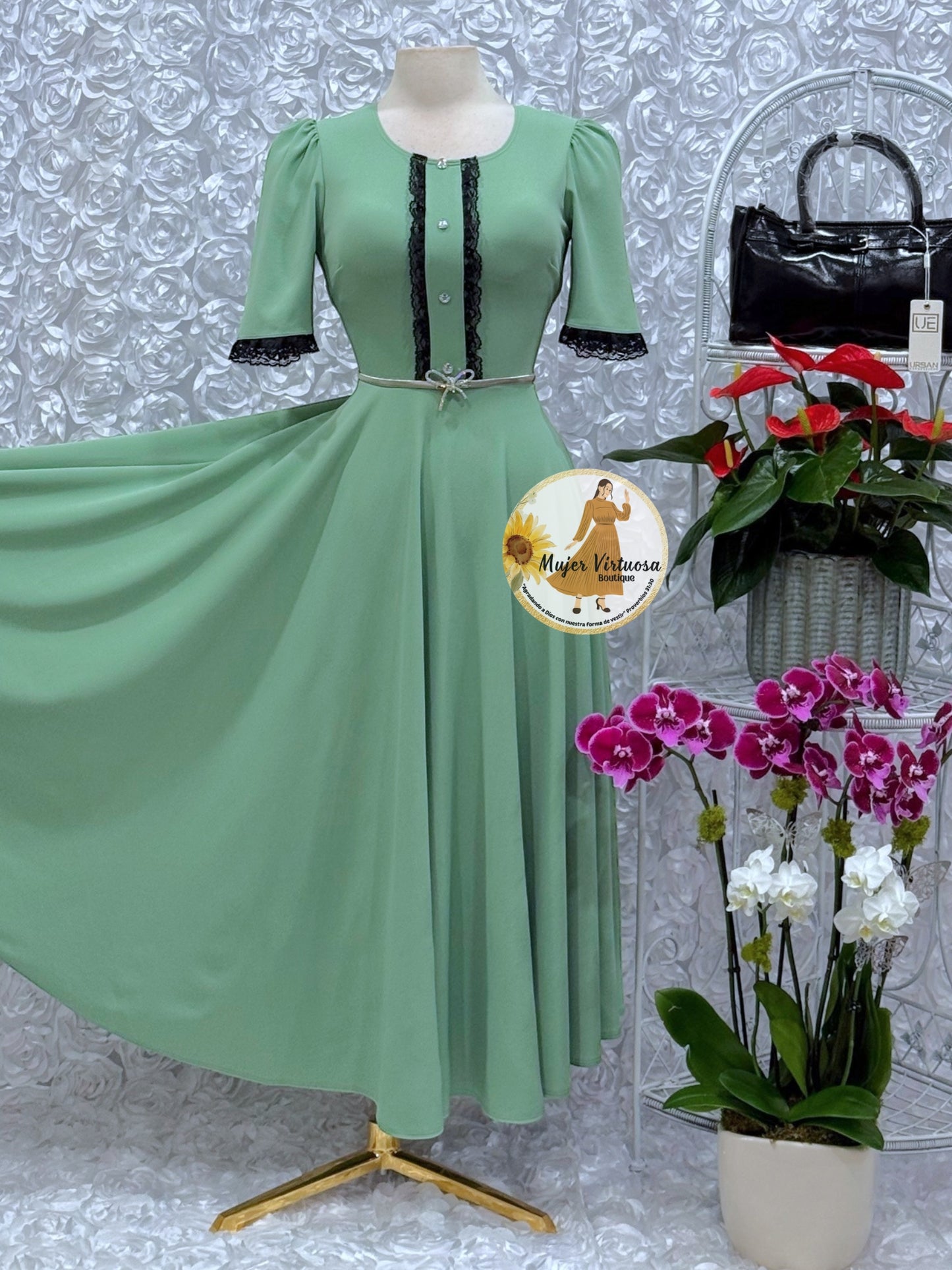 Eleanore Pistacho Dress