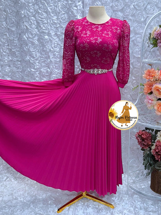 Ariana Fucsia Lace Pleated Dress