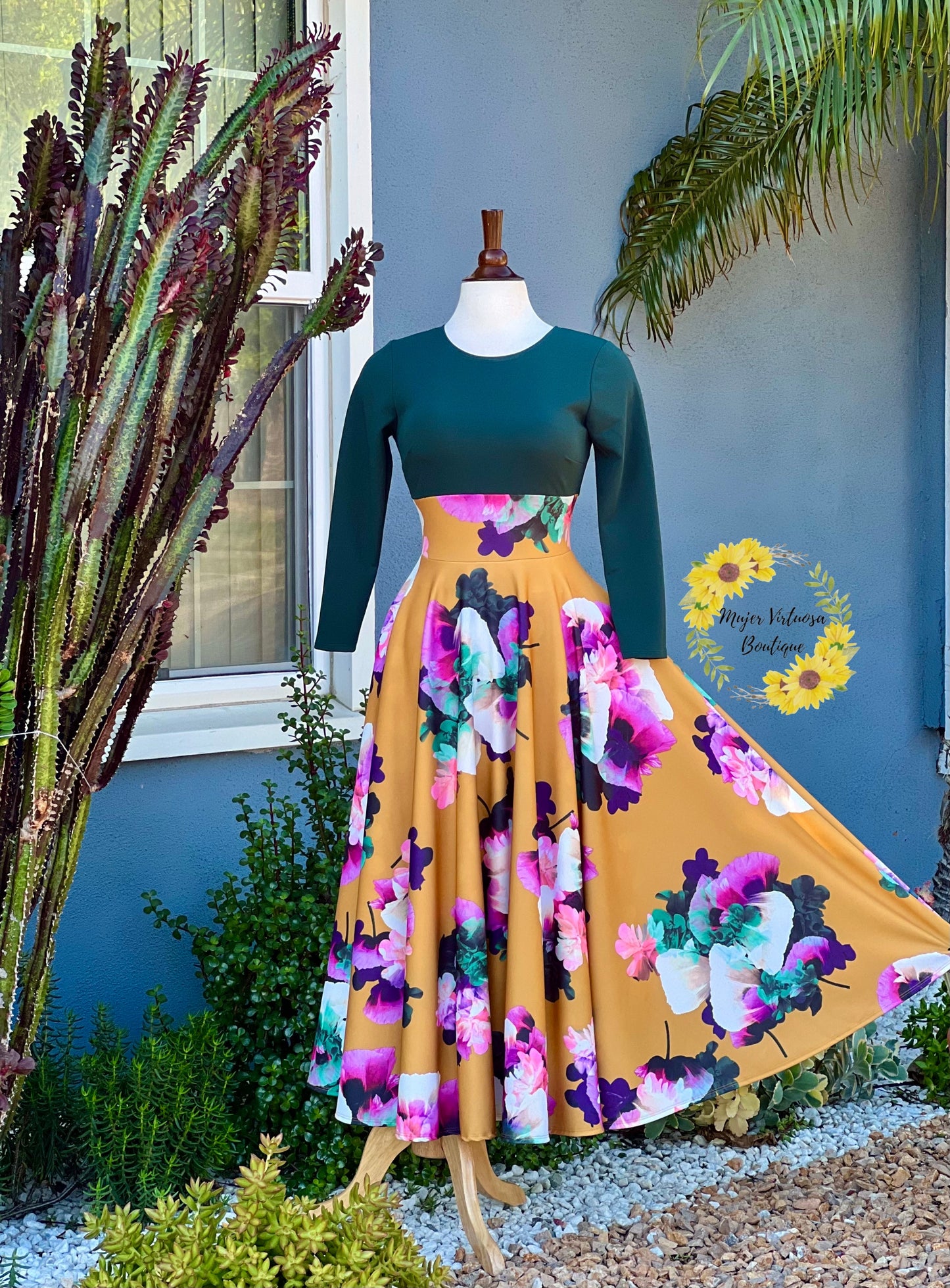 Rosy Hunter Green Floral Maxi Dress