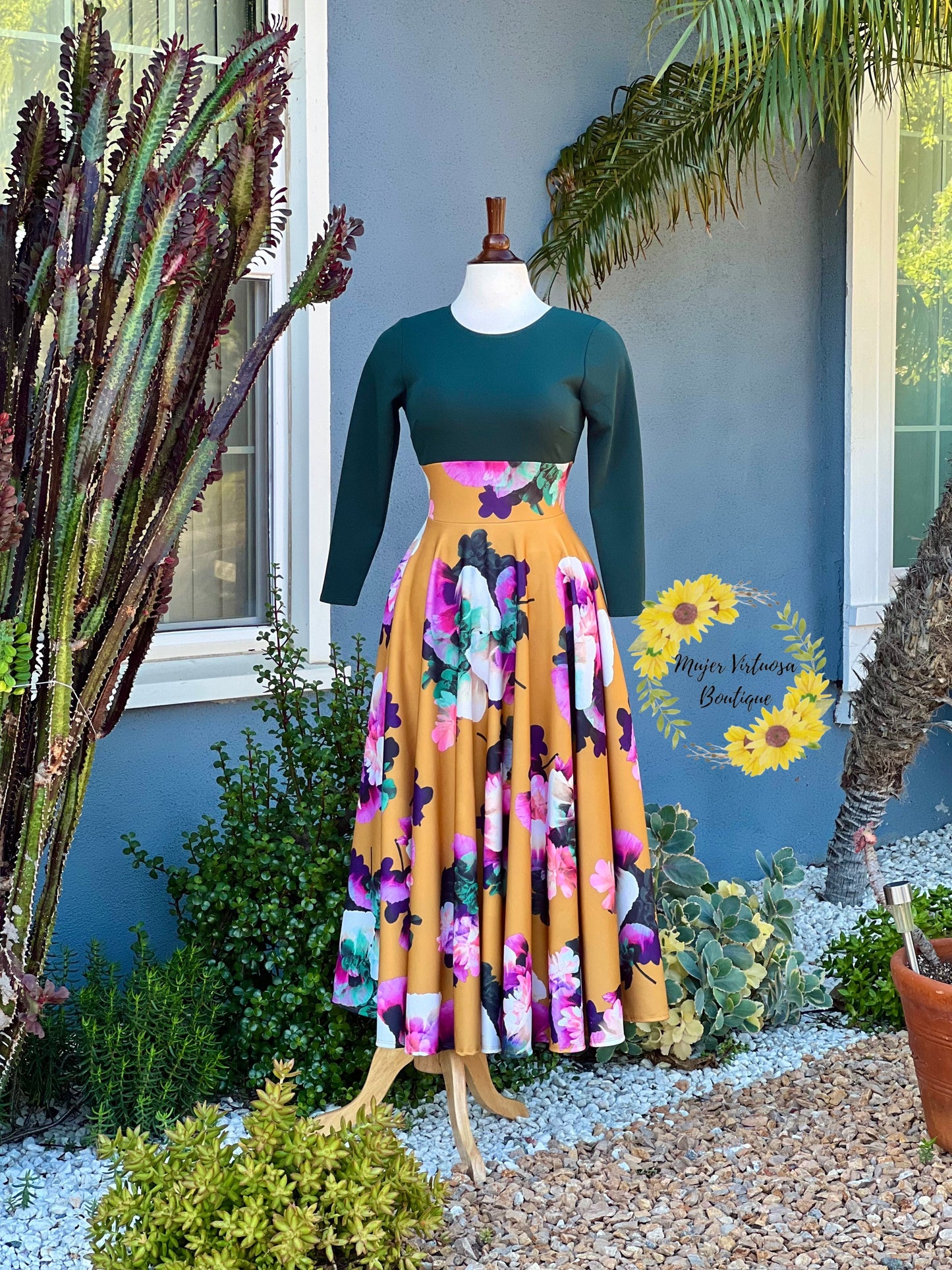 Rosy Hunter Green Floral Maxi Dress
