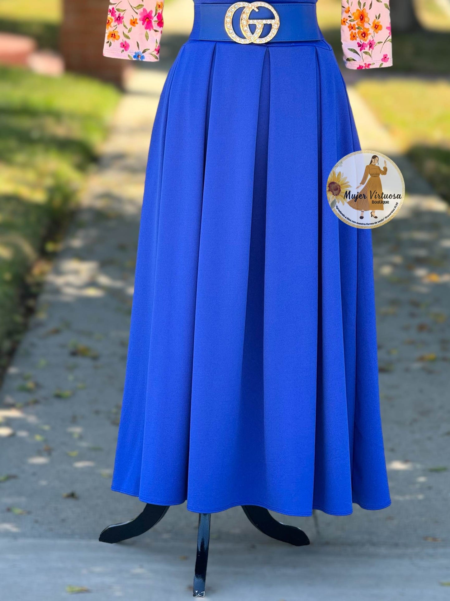 Falda Azul Royal Con Paletones