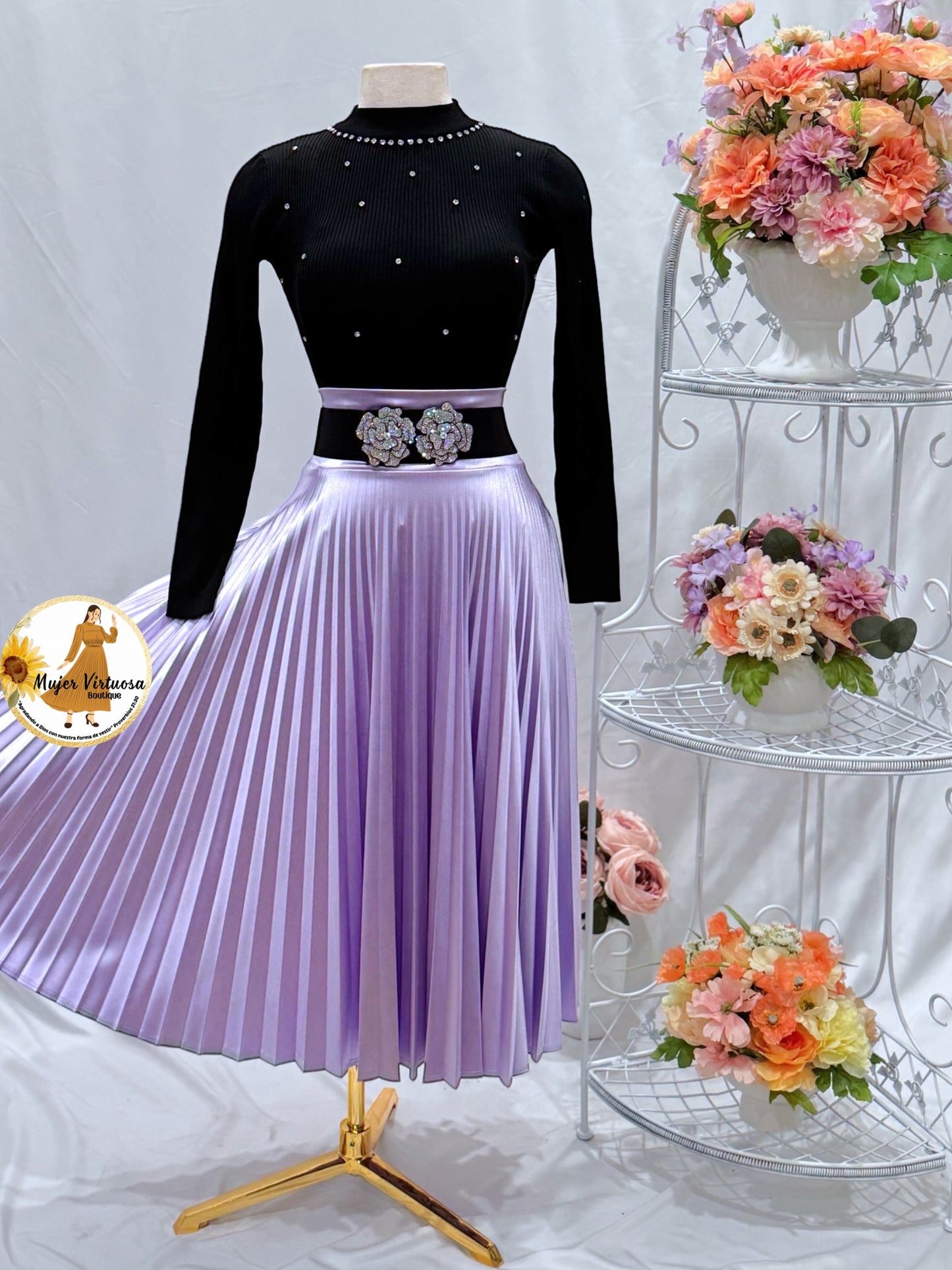 Alondra Lilac Satin Pleated Skirt