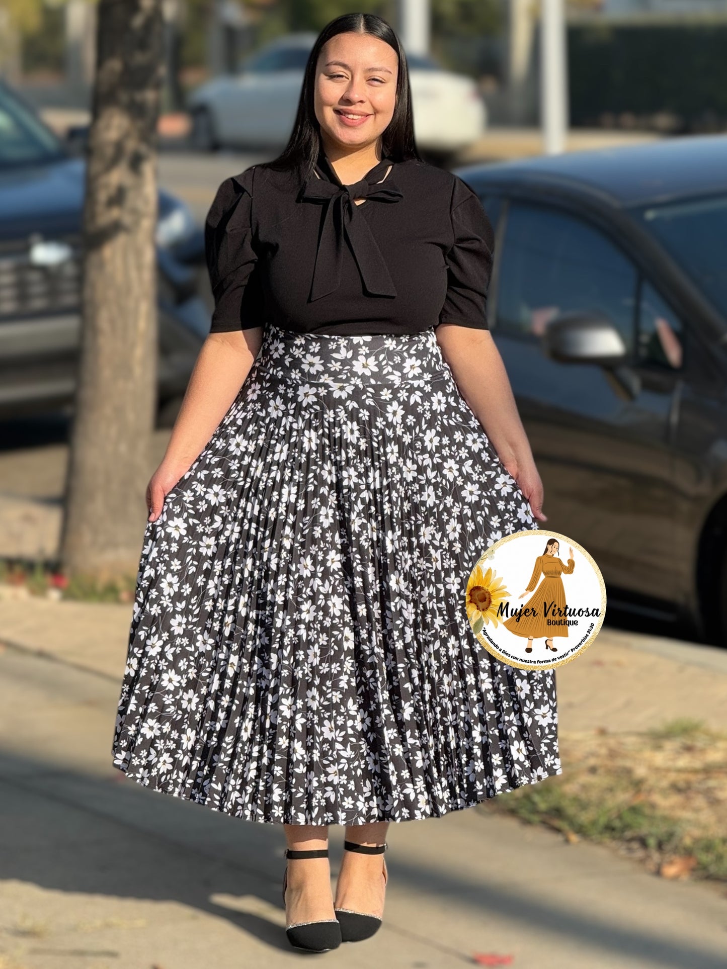 Black Floral Pleated Skirt
