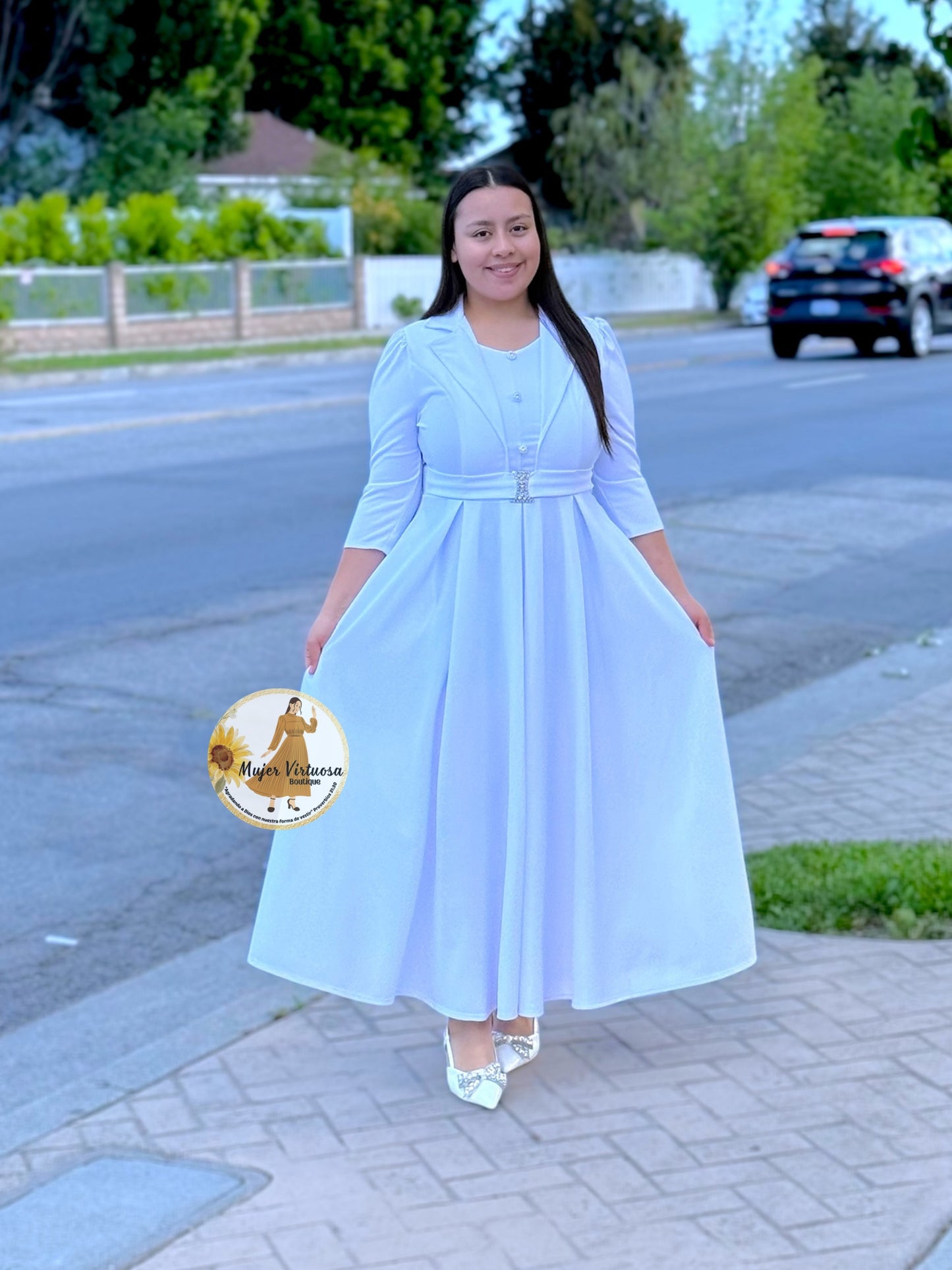 Mariana White Pleats Dress