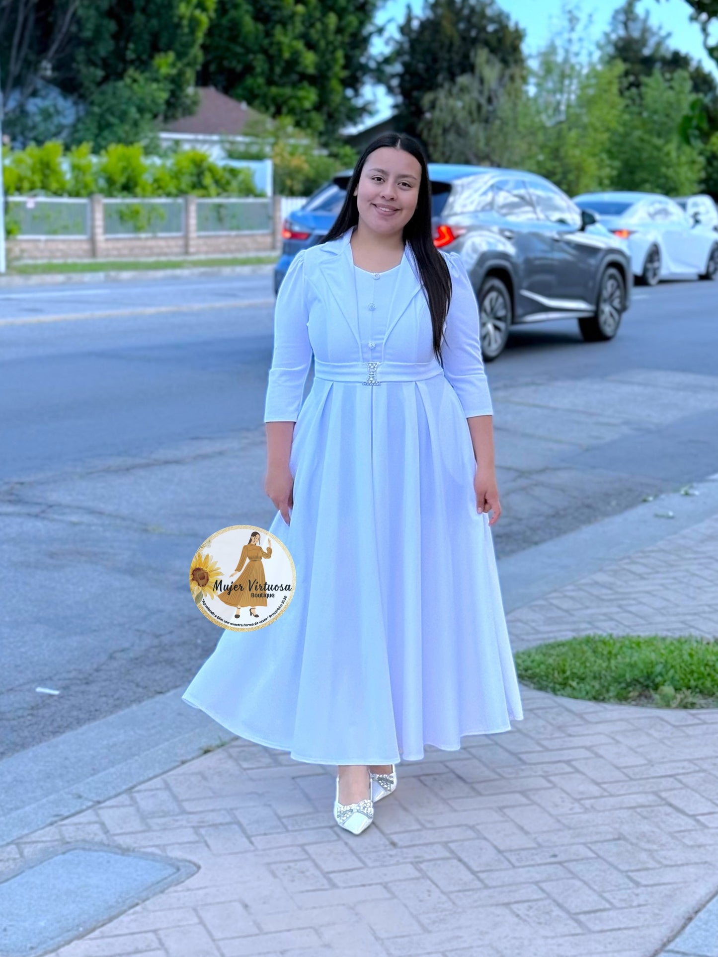 Mariana White Pleats Dress